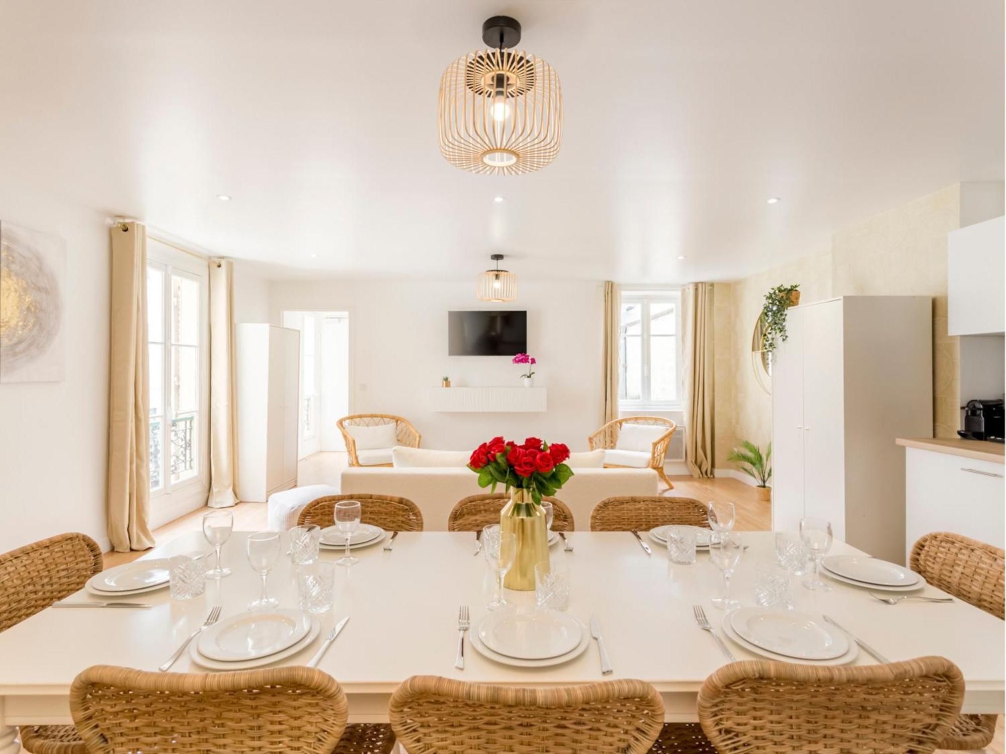 Cozy - Champs Elysees - Roosevelt Apartment *